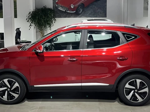 MG ZS EV Long Range Luxury 72kWh - Rojo