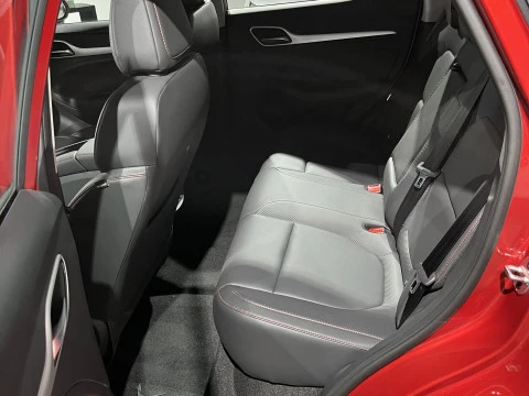 MG ZS EV Long Range Luxury 72kWh - Rojo