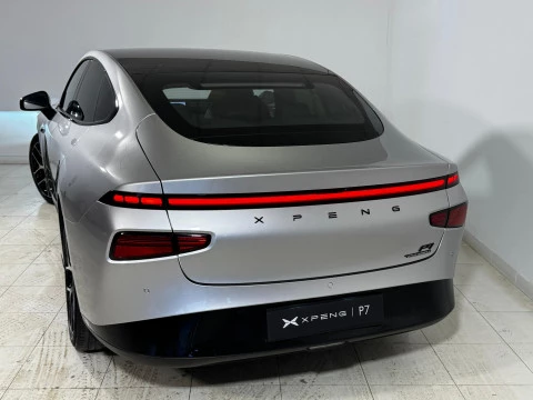 XPENG P7 Performance AWD