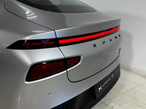XPENG P7 Performance AWD
