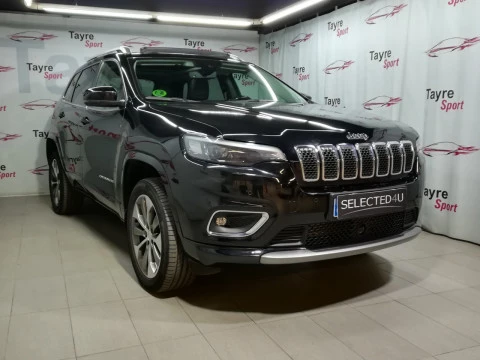 Jeep Cherokee 2.2 CRD 143kW Overland 9AT E6D 4WD Jeep Cherokee 2.2 CRD 143kW Overland 9AT E6D 4WD