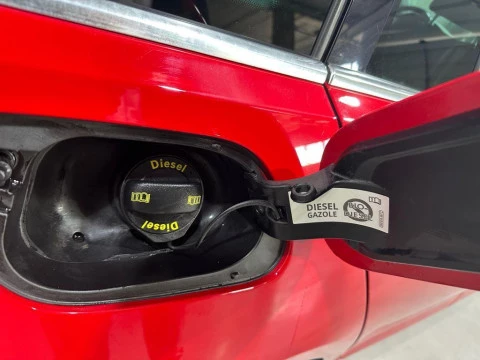 Volkswagen Golf Sport 2.0 TDI 110 kW (150 CV)