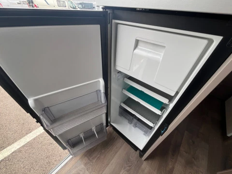 CARADO EVASION EVASION CVE600