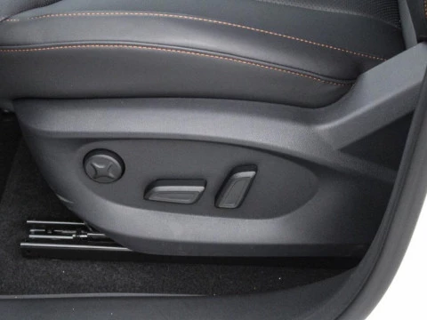 MG HS HEV 1.5 HEV EHS HYBRID+ 224 LUXURY 224 5P