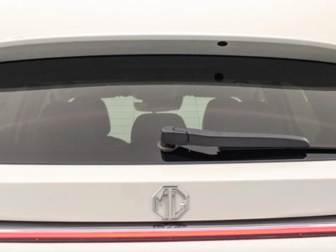MG HS HEV 1.5 HEV EHS HYBRID+ 224 LUXURY 224 5P