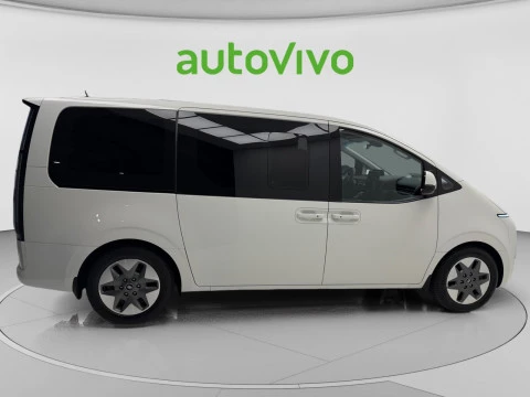 Hyundai Staria 2.2 CRDI Tecno 9S
