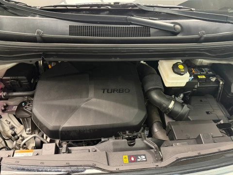 Hyundai Staria 2.2 CRDI Tecno 9S