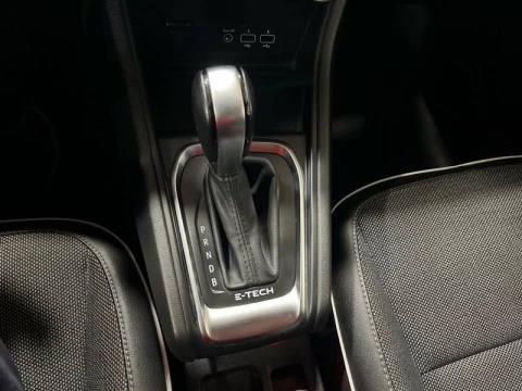 Renault Captur techno Fast Track E-Tech híbrido 105 kW