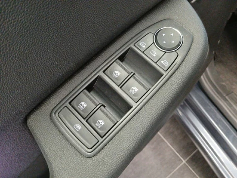 Renault Clio Techno full hybrid E-Tech 145 (103Kw)