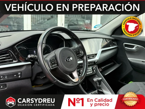 Kia Niro 1.6 GDi HEV 104kW (141CV) Concept