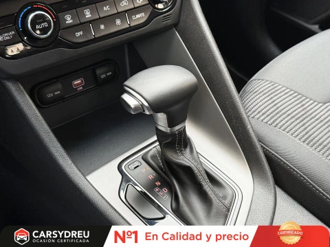 Kia Niro 1.6 GDi HEV 104kW (141CV) Concept