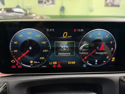Mercedes-Benz Clase A 200 120 kW (163 CV)
