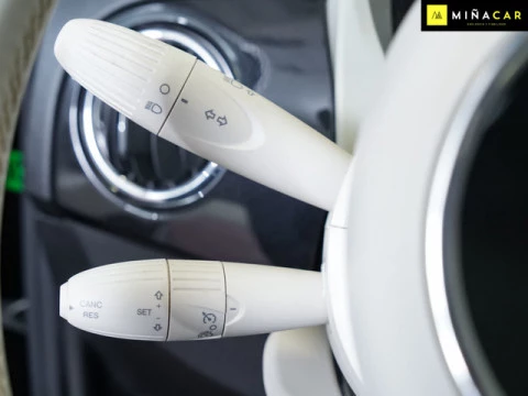 Fiat 500 1.0 Hybrid Dolcevita 51 kW (70 CV)