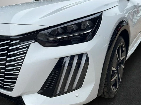 Peugeot 208 GT HYBRID 145 eDCS6