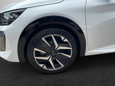 Peugeot 208 GT HYBRID 145 eDCS6