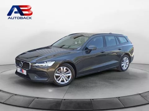 Volvo V60 2.0 B4 (D) Momentum Auto