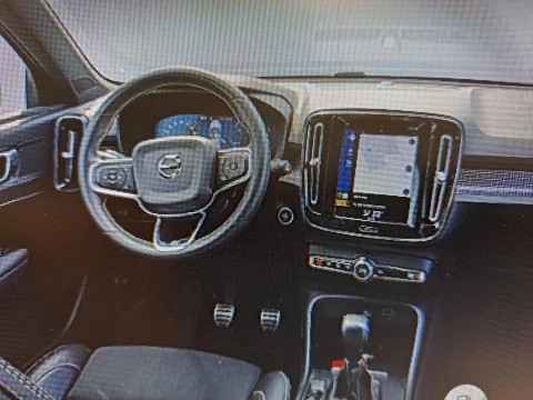 Volvo XC40 2.0 D3 R-DESIGN 150 5P