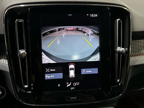 Volvo XC40 2.0 D3 R-DESIGN 150 5P