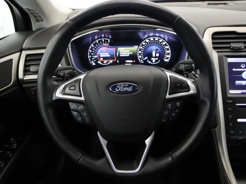 Ford MONDEO 2.0 TDCI 180 VIGNALE POWERSHIFT AWD 4P