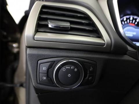 Ford MONDEO 2.0 TDCI 180 VIGNALE POWERSHIFT AWD 4P