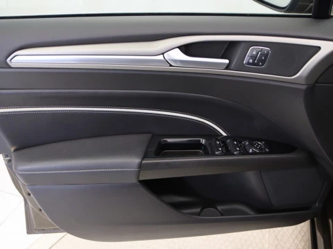 Ford MONDEO 2.0 TDCI 180 VIGNALE POWERSHIFT AWD 4P