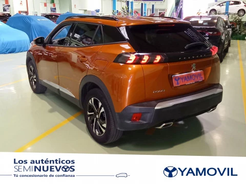 Peugeot 2008 PureTech 130 SANDS Allure 96 kW (130 CV)