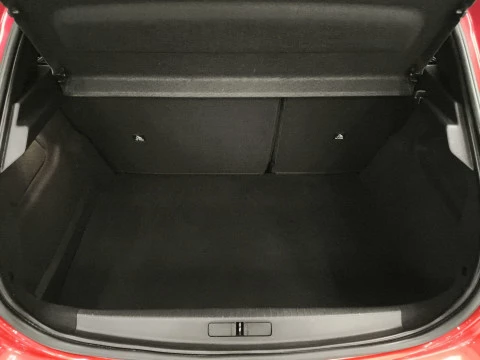 Peugeot 208 PureTech 100 Allure 75 kW (100 CV)