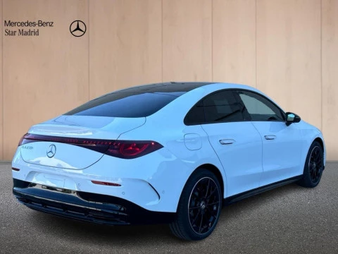 Mercedes-Benz CLA  250+ con tecnologia EQ