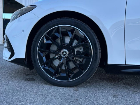 Mercedes-Benz CLA  250+ con tecnologia EQ