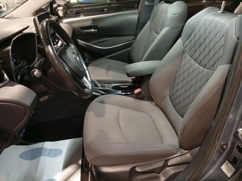 Toyota Corolla 1.8 125H BUSINESS P E-CVT SEDAN Rueda Re