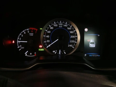 Toyota Corolla 1.8 125H BUSINESS P E-CVT SEDAN Rueda Re