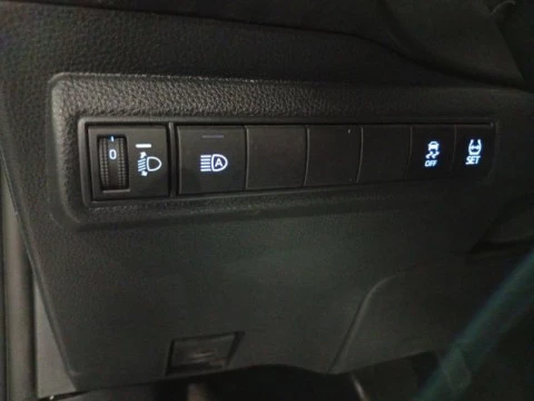 Toyota Corolla 1.8 125H BUSINESS P E-CVT SEDAN Rueda Re