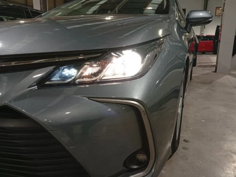 Toyota Corolla 1.8 125H BUSINESS P E-CVT SEDAN Rueda Re