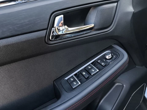 SWM G05 1.5T MT 102 kW (139 CV)