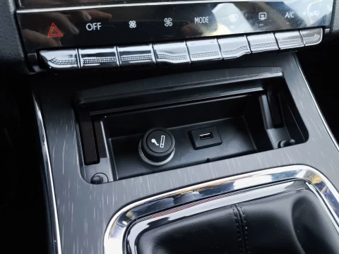 SWM G05 1.5T MT 102 kW (139 CV)