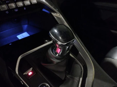 Peugeot 5008 1.5 BlueHDi 96kW (130CV) S&S Allure