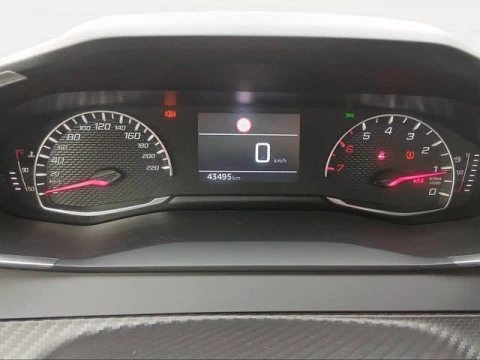 Peugeot 208 PureTech 100 Style 75 kW (100 CV)