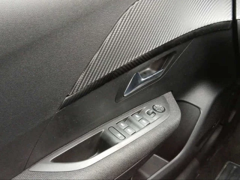 Peugeot 208 PureTech 100 Style 75 kW (100 CV)