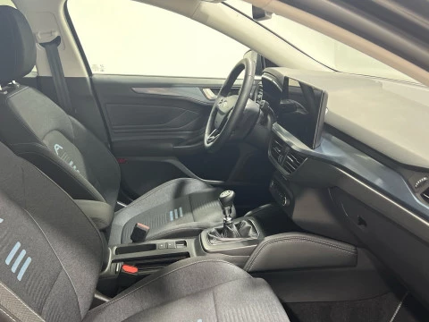 Ford Focus 1.0 Ecoboost MHEV 114kW Active X