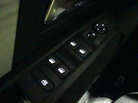 Citroën C4 Hybrid 100 e-DCS6 You