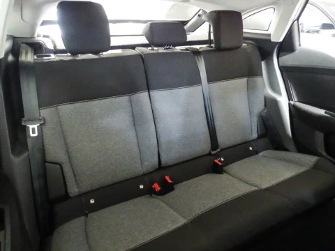 Citroën C4 Hybrid 100 e-DCS6 You