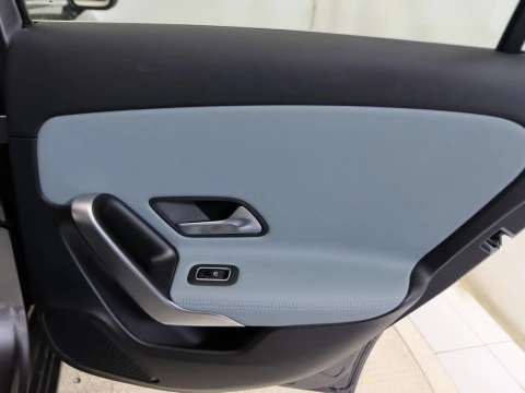 Mercedes-Benz A-CLASS CLASE A 250 E PHEV DCT 5P