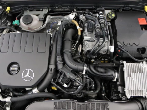 Mercedes-Benz A-CLASS CLASE A 250 E PHEV DCT 5P