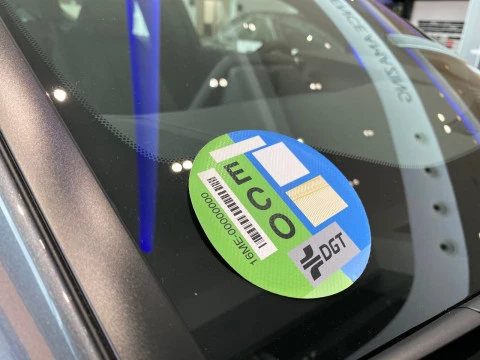 Lexus UX 2.0 300h UX Plus