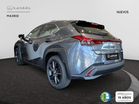 Lexus UX 2.0 300h UX Plus