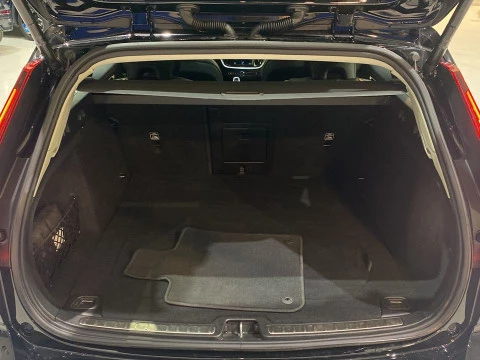 Volvo V60 familiar 2.0 B4 D INSCRIPTION AUTO 5P