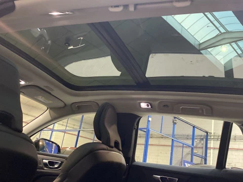 Volvo V60 familiar 2.0 B4 D INSCRIPTION AUTO 5P