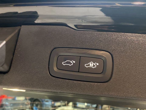 Volvo V60 familiar 2.0 B4 D INSCRIPTION AUTO 5P