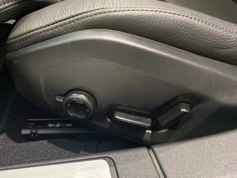 Volvo V60 familiar 2.0 B4 D INSCRIPTION AUTO 5P