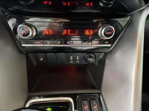 Mitsubishi Eclipse Cross 2.4 PHEV KAITEKI+ AUTO 4WD 188 5P